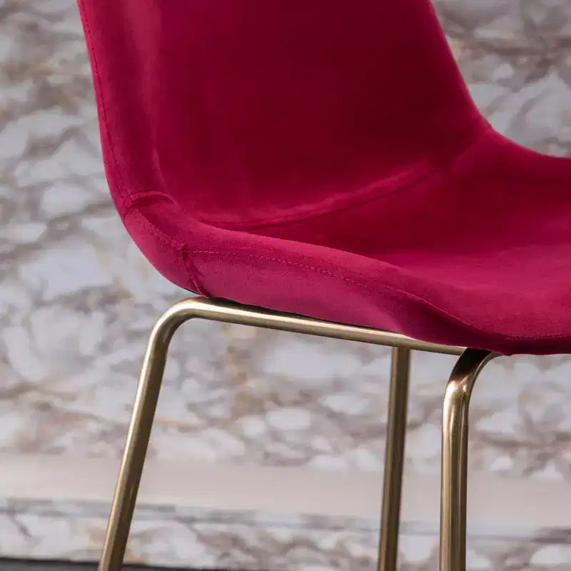 Sgabello da bancone moderno in velluto Roundhill Furniture Aufurr da 26,50 pollici, rosso, set da 2 pezzi