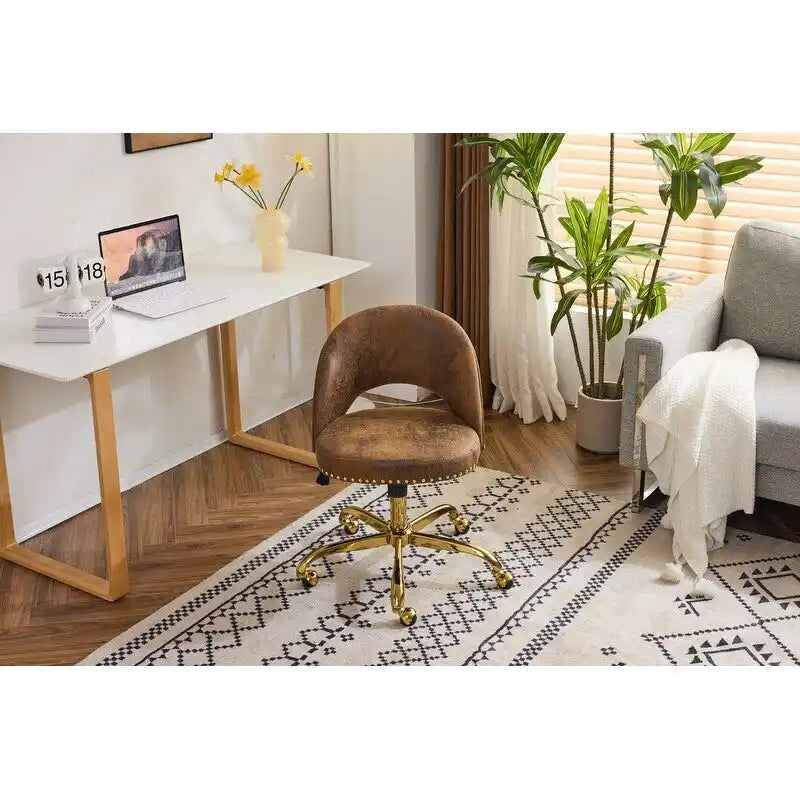 Sedia da Ufficio Girevole in Velluto con Schienale Aperto, Braccioli Inclinati e Base Dorata a 5 Ruote – Verde / Viola Chiaro / Rosa / Verde Menta / Nero / Blu / Grigio / Bianco / Bianco Teddy, Singola