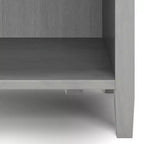 Comodino Norfolk - WyndenHall: Legno massello, 2 cassetti, vano a giorno